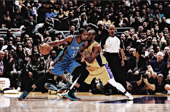 开云官方app下载站-篮球巨星间激烈碰撞,赛场上燃烧激情是什么